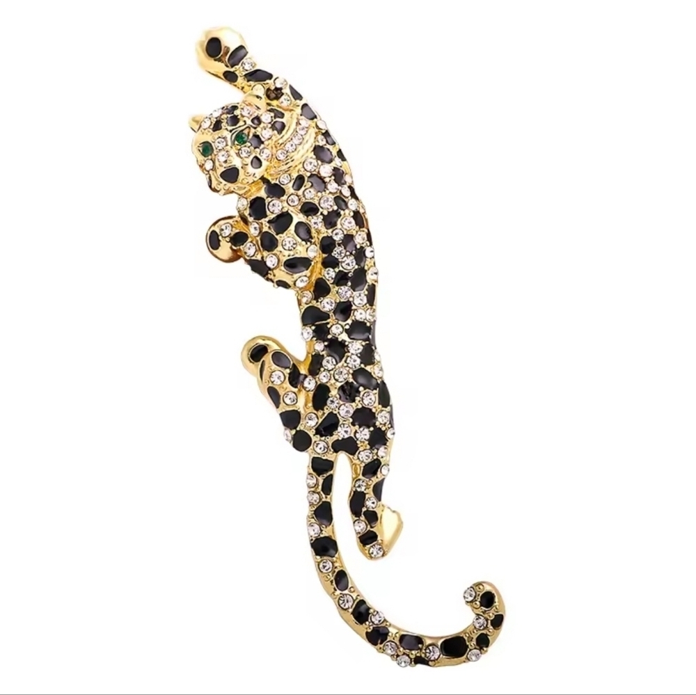 Gold Leopard Brooch